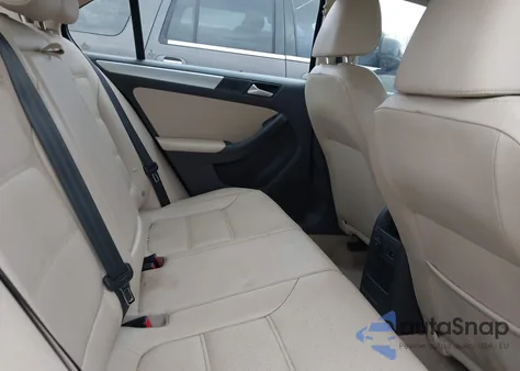 2014 Volkswagen Jetta 1.8T Se from USA, damaged, VIN 3VWD17AJ7EM398548